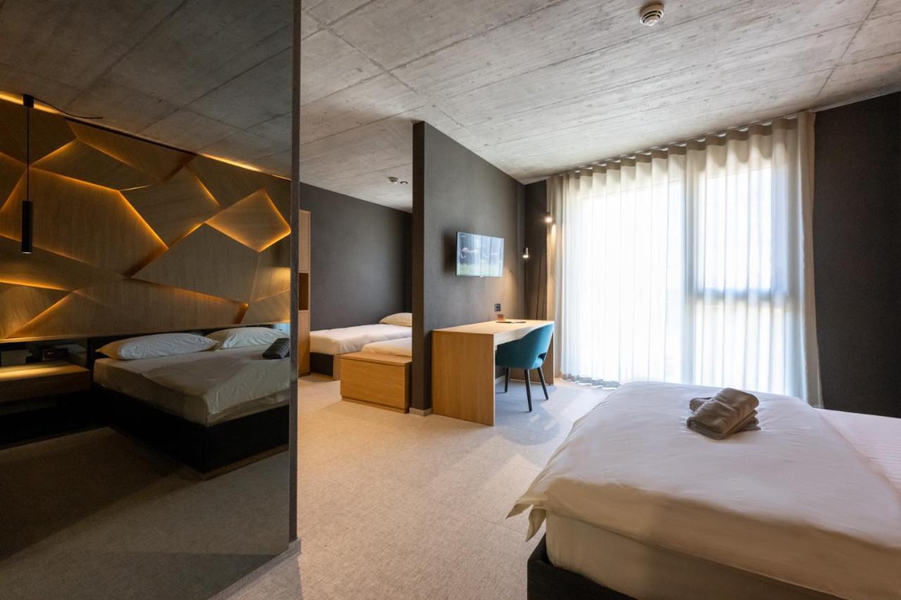 6532 Smart Hotel - Self Check-In Arbedo-Castione 外观 照片